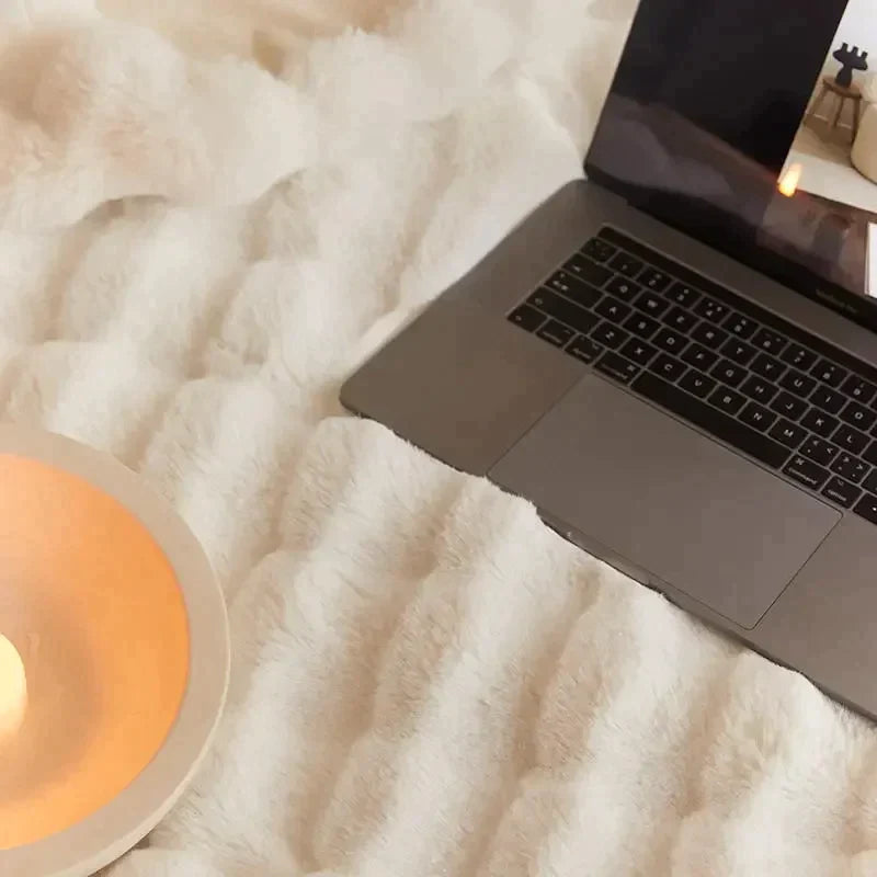 Cozy Cocoon – Ganzjahres-Kuscheldecke